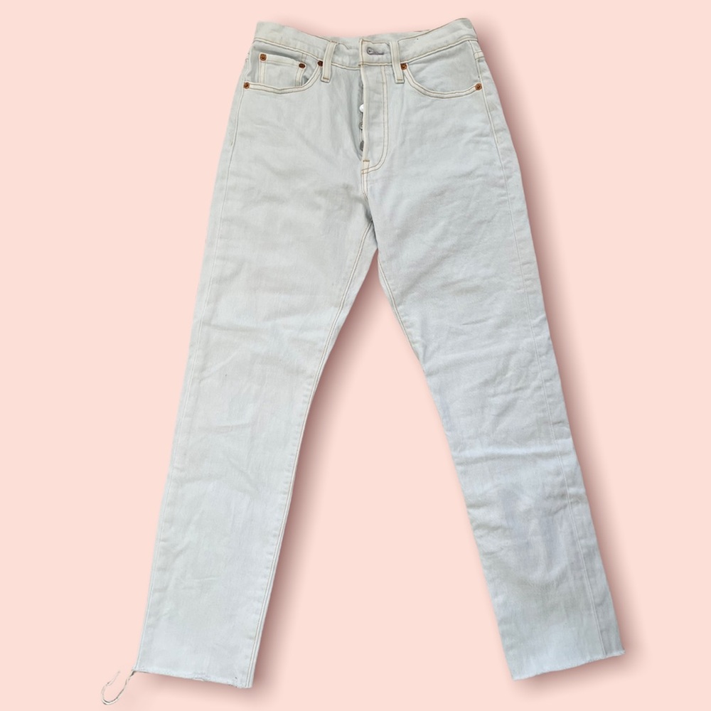 Levi’s light wash premium jeans 501 skinny